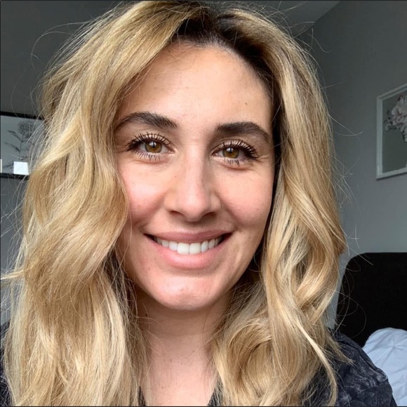 Meet your Posher, Lorella - Picture 1 of 1